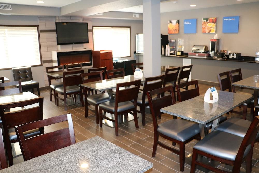 Comfort Inn & Suites Yorkton Extérieur photo
