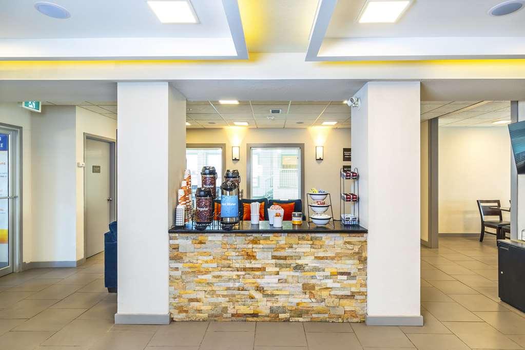 Comfort Inn & Suites Yorkton Intérieur photo
