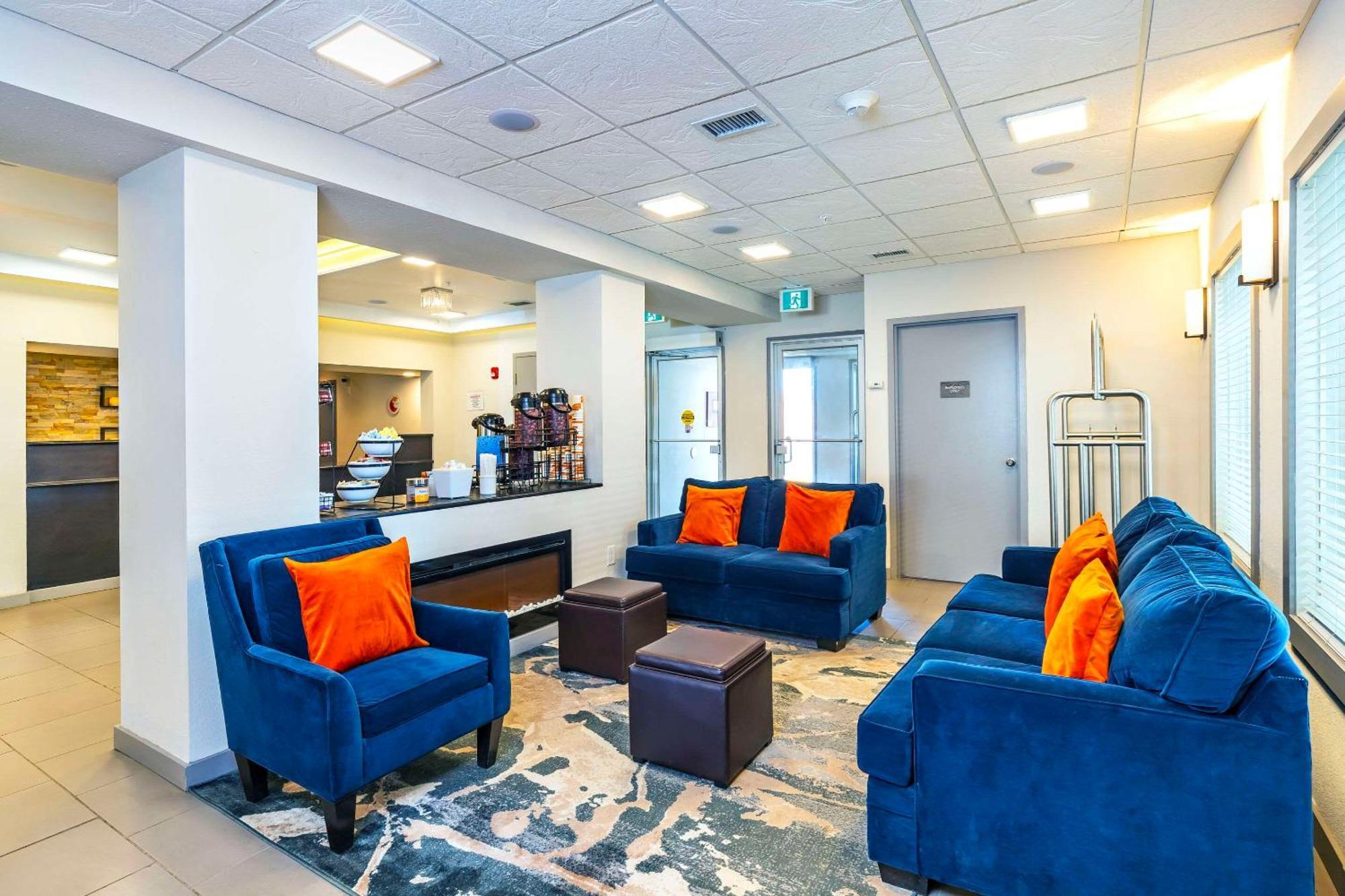 Comfort Inn & Suites Yorkton Extérieur photo
